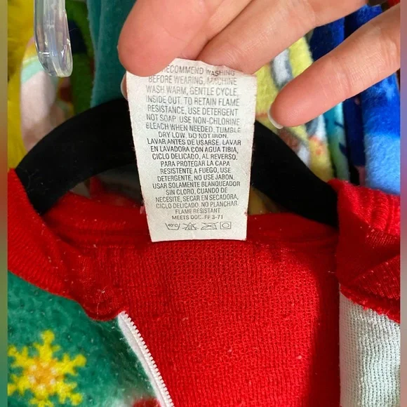 1996 vintage Christmas Barbie girls onesie pajamas